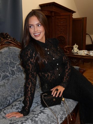 Elegant Women's Lace Top Vintage Stand Collar Long Sleeve Hollow Out Shirt With Pearl Buttons Slim Fit Cotton Lace T-Shirt For Spring Autumn