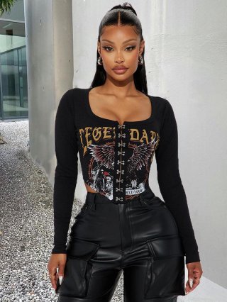 Women's Vintage Eagle Graphic Print Long Sleeve Crop Top Ribbed Knit Hook and Eye Closure Square Neck Slim Fit Streetwear Sexy Tee Shirt