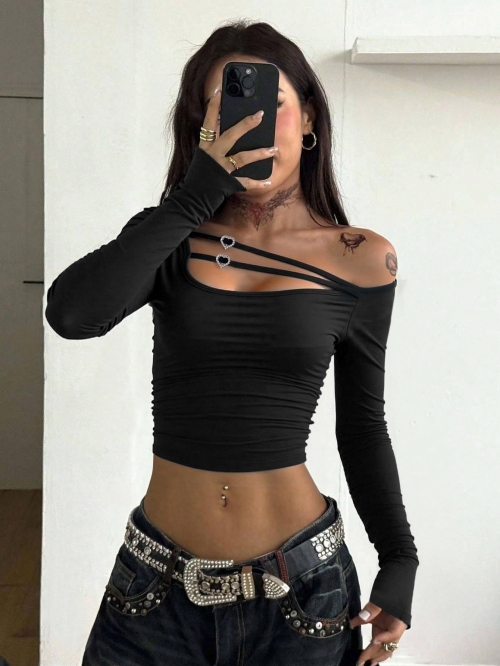 Women's Sexy Black Long Sleeve Cropped Top With Asymmetric Cutout Heart Rhinestone Buckle Slim Fit Polyester Elastane T-Shirt Streetwear