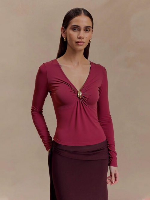 Women's Wine Red V-Neck Long Sleeve T-Shirt Elegant Slim Fit Top With Gold Metal Ring Pleated Detail Polyester Elastane Sexy Pullover For Autumn Daily Wear