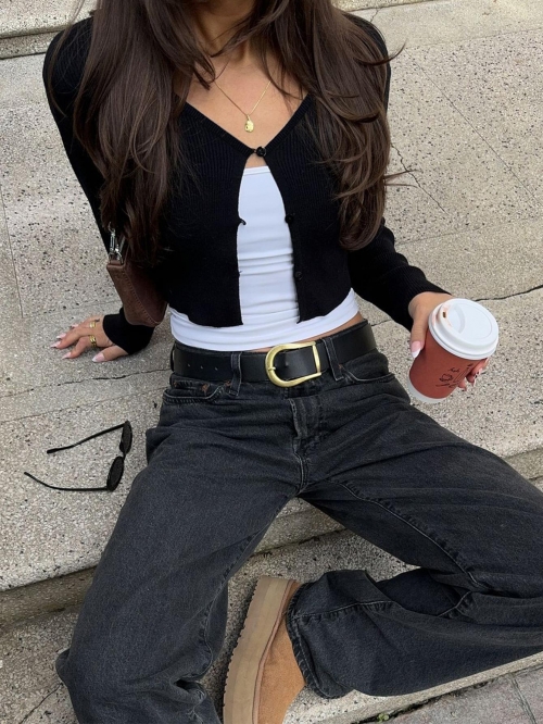 Women's Sexy Ribbed Knit Cropped Cardigan Button Down Long Sleeve V Neck T-Shirt Slim Fit Casual Streetwear Summer Autumn Lightweight Breathable Fashion Top