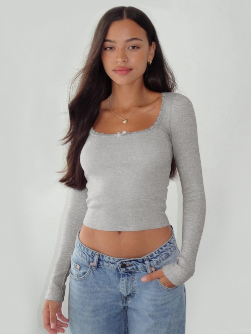 Women's Sexy Square Neck Lace Trim Long Sleeve T-shirt Slim Fit Ribbed Knit Crop Top Y2K Aesthetic Viscose Base Shirt