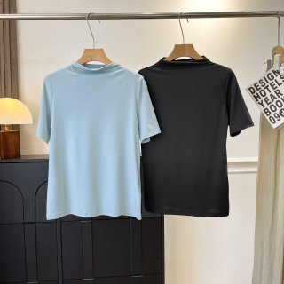 Women's Mock Neck Short Sleeve Slim Fit Draped T-Shirt Minimalist Solid Color Casual Basic Tee Top Made of Polyester Spandex