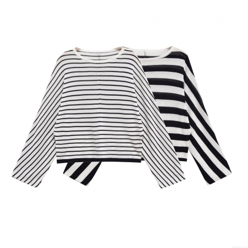 Women's Casual Black And White Striped Knit Top Round Neck Loose Batwing Sleeve Polyester Long Sleeve Pullover T-Shirt For Daily Streetwear