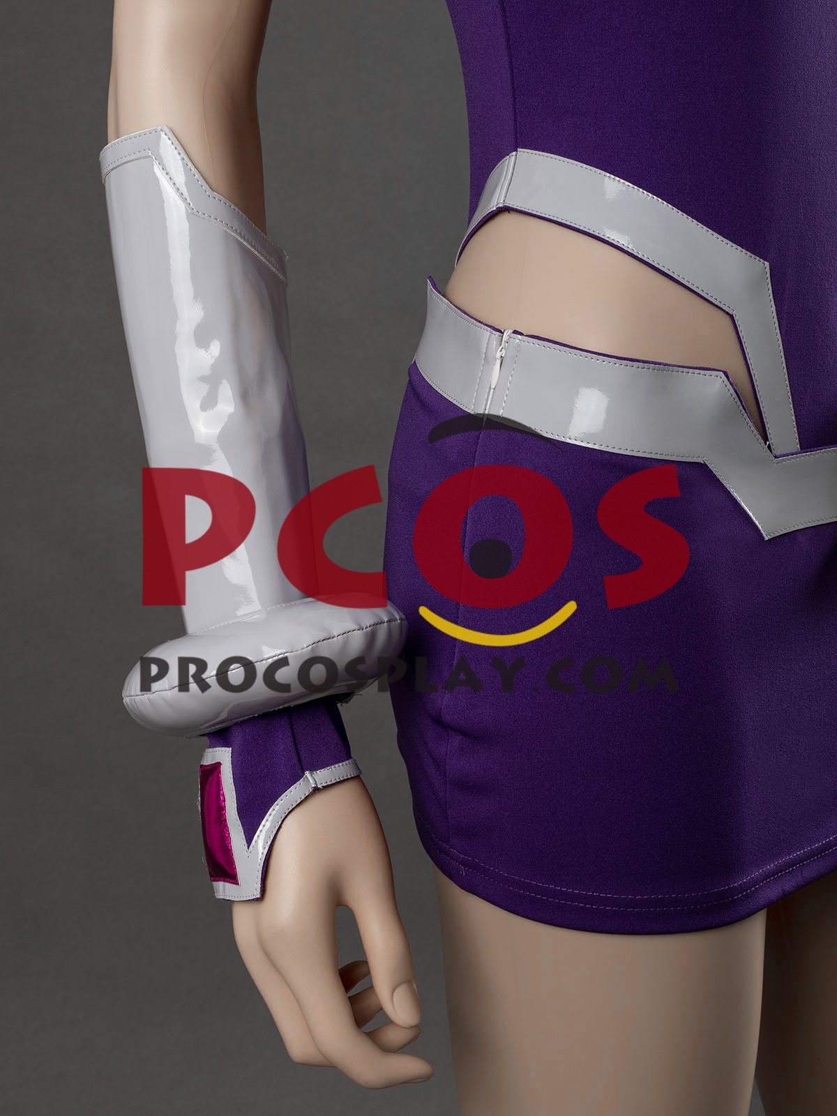 Ready to Ship vs. Cosplay Costume FY0243