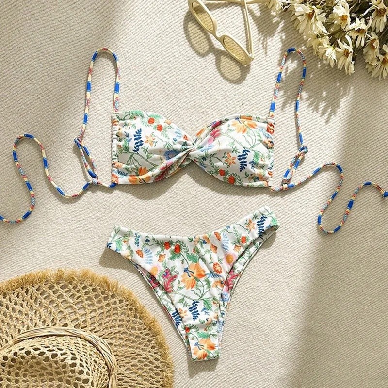 Ditsy floral printed two piece bikini sets for women